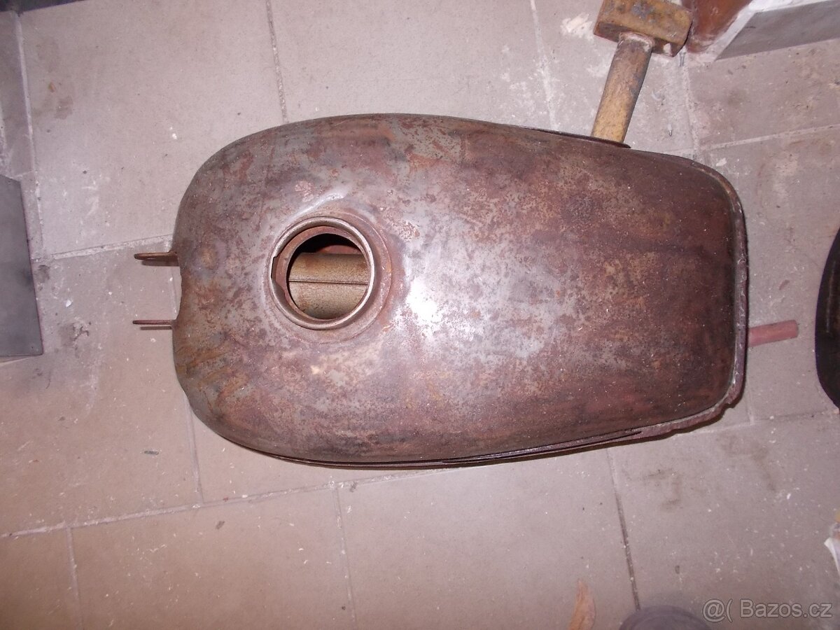 Nádrž asi ural , dněpr - 2