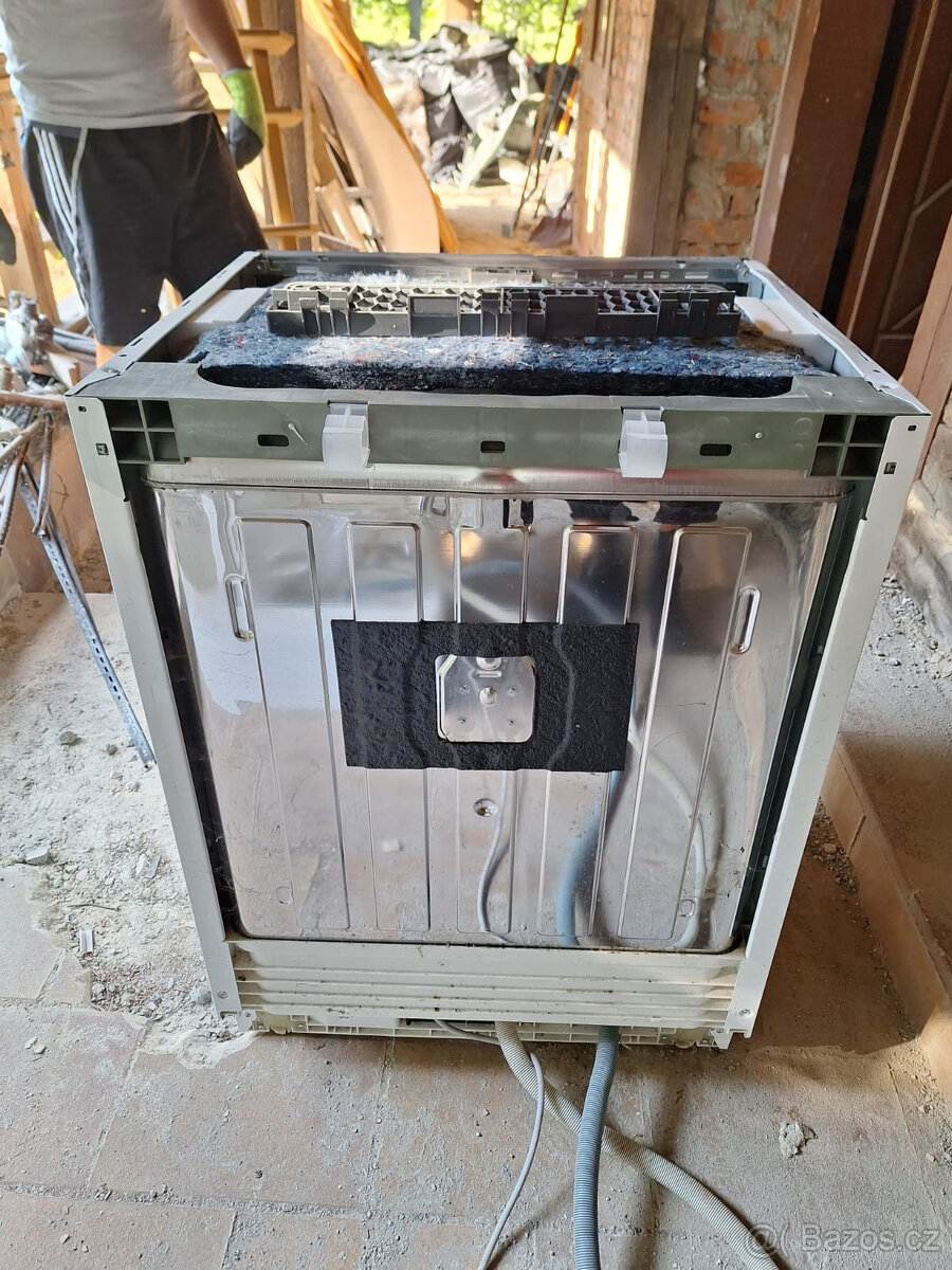 Vestavná myčka BEKO DIN 26410, 60 cm, jako nová - 2