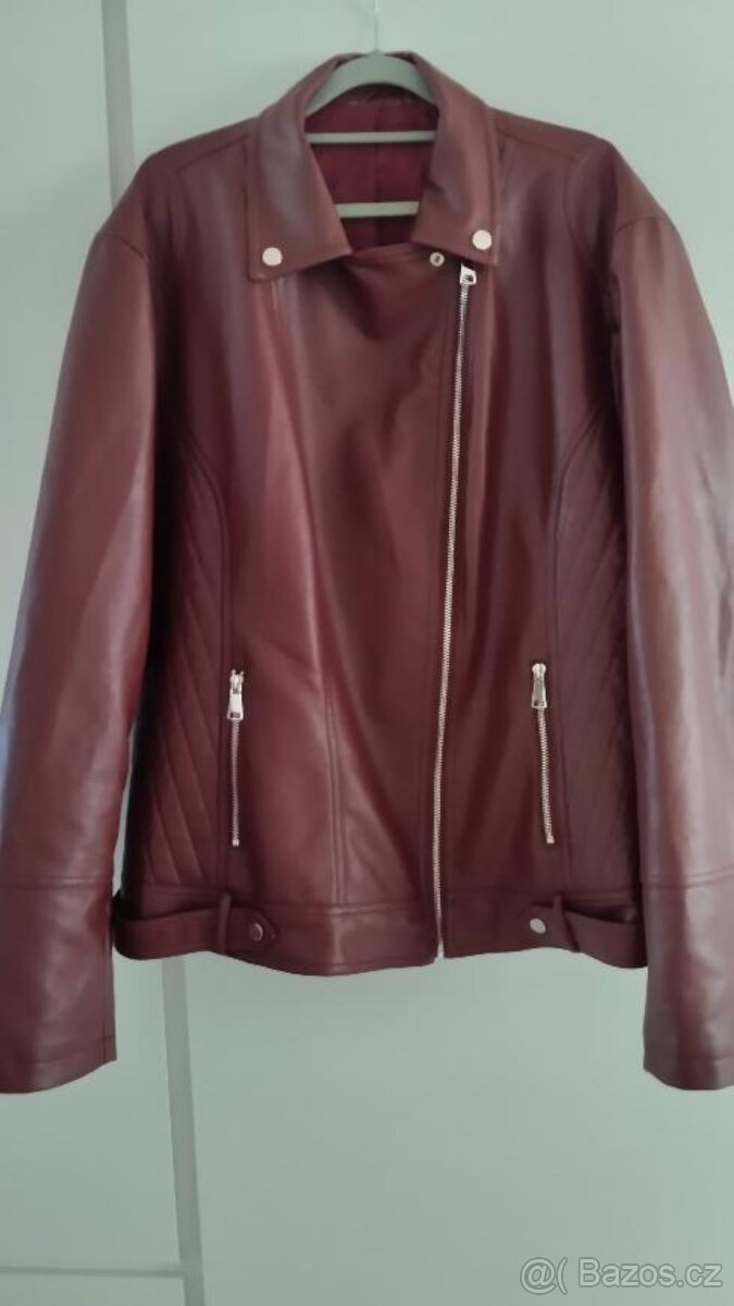 DÁMSKÁ BUNDA VEL.54/5XL - 2