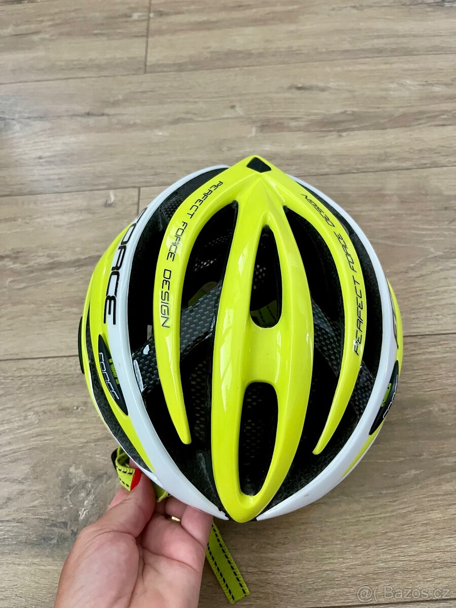 Pěkná dětská přilba - 2