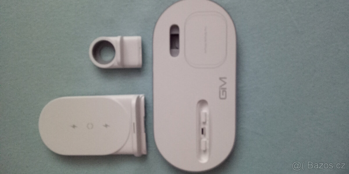 Bezdrátový nabíjecí stojan 3v1 - 2