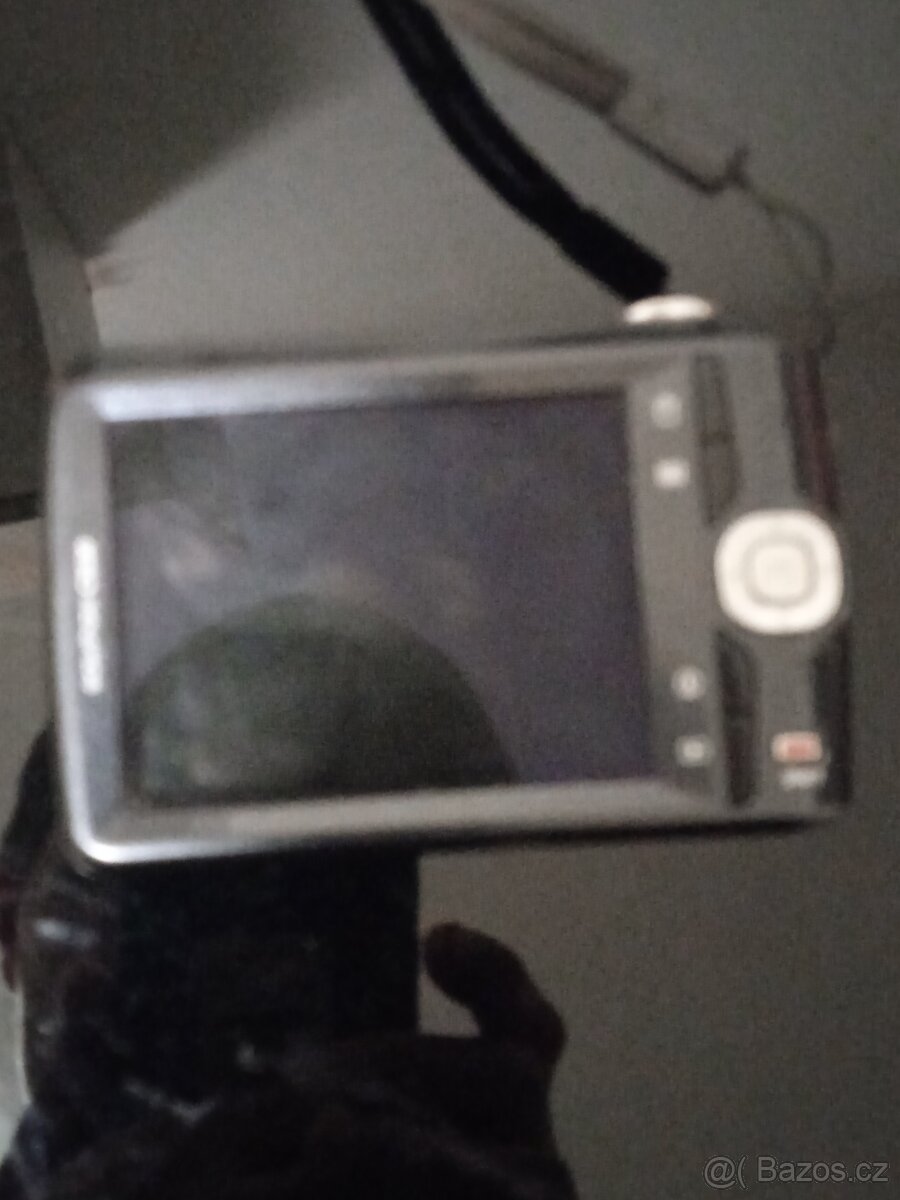 Prodám tento fotoaparát Kodak - 2