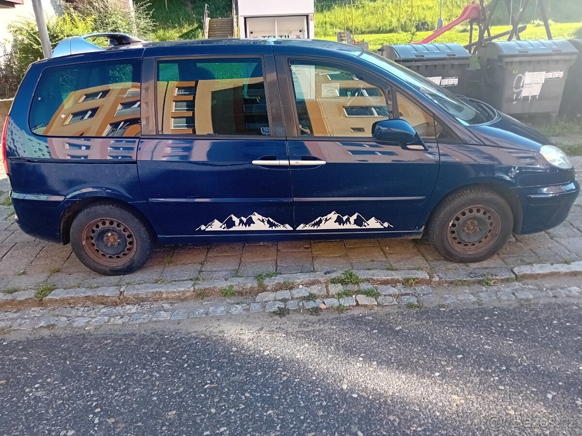 Peugeot 807. Motor 2.0 l 103KW LPG - 2