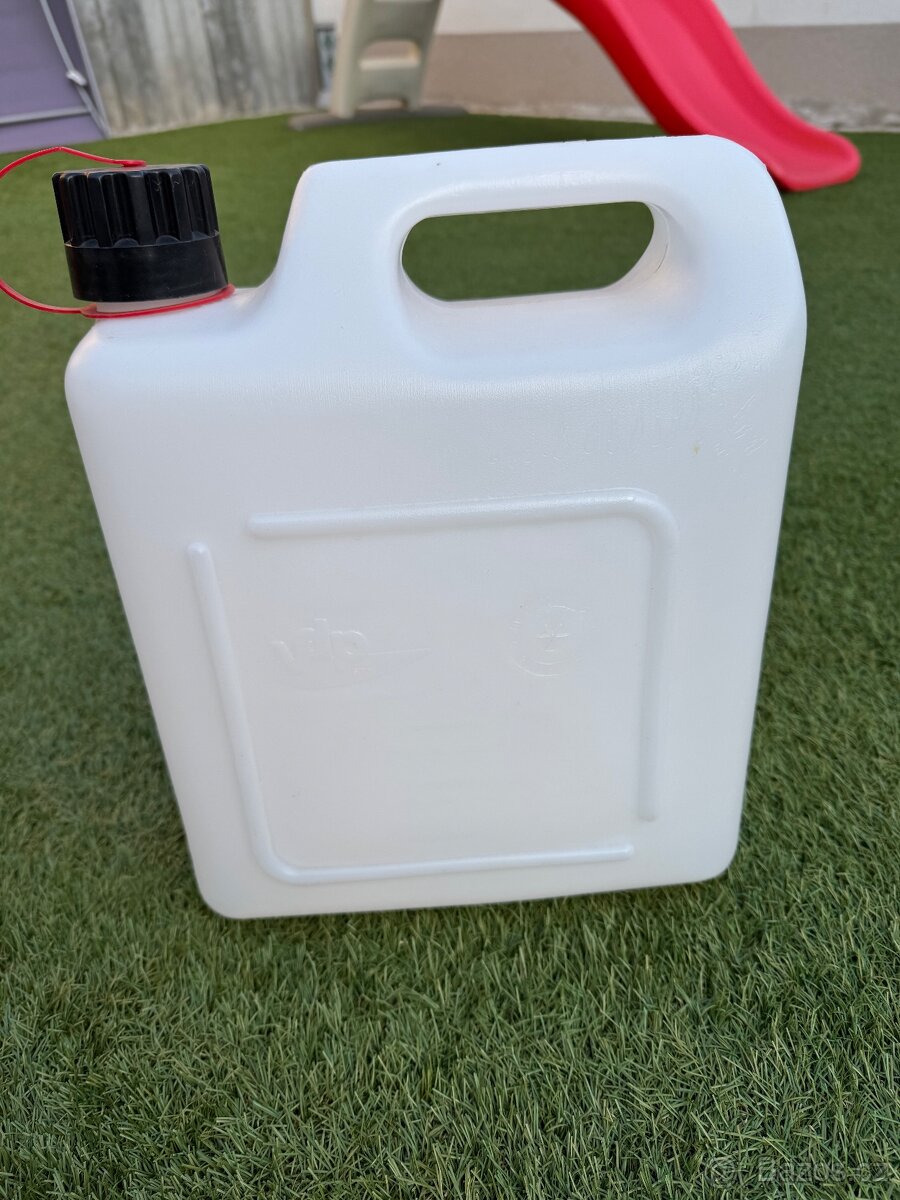 Kanystr - plastový 10litrů PERFEKTNÍ STAV - 2