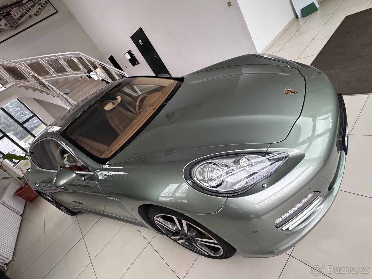 Porsche Panamera 4S – 4.8 V8 - 2