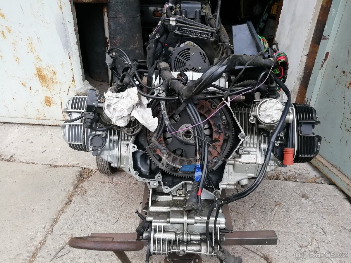 Motor BMW R1100R - 2