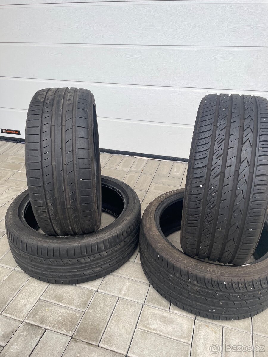Prodám letní pneu 225/40 R18 - 2