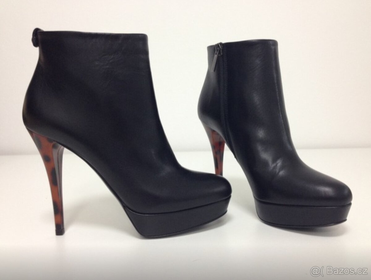 Boty Ninalilou/ Italy - 2