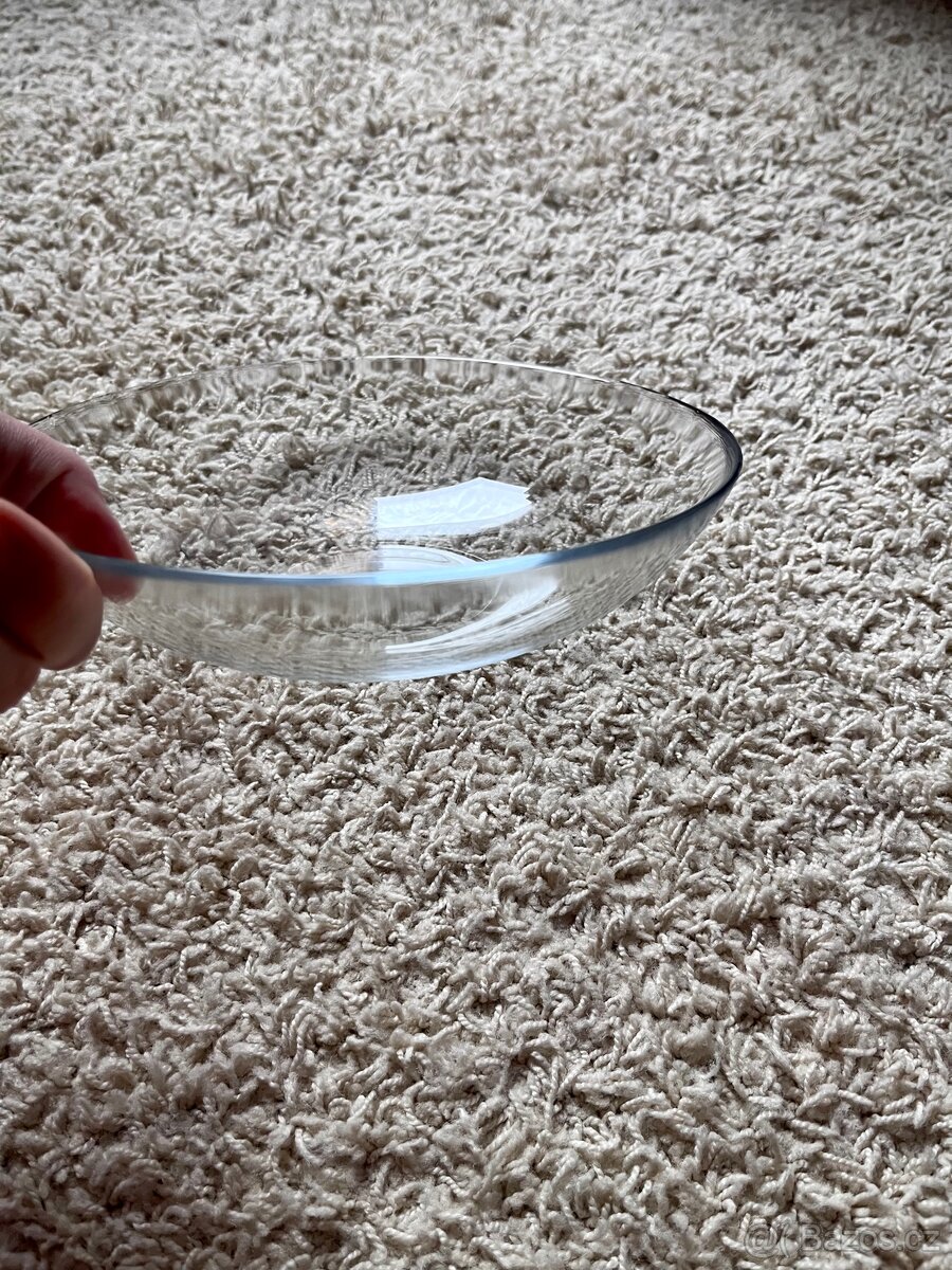 Skleněný talíř - 2