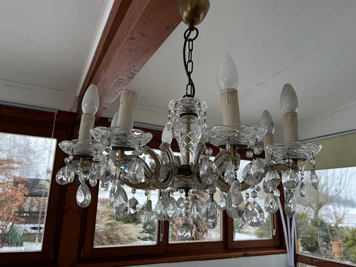 Křišťálový lustr - 2
