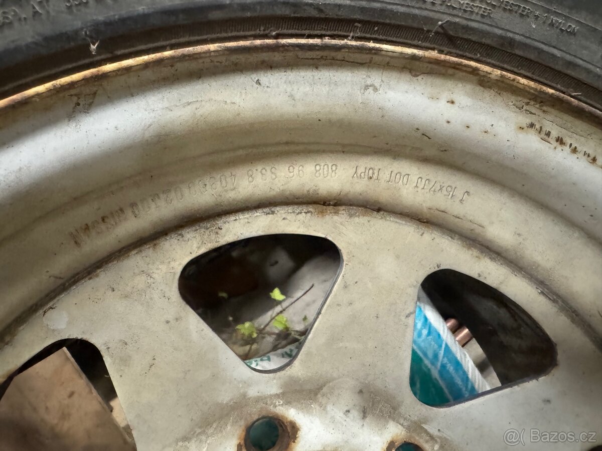 2x rezerva + držák - 2