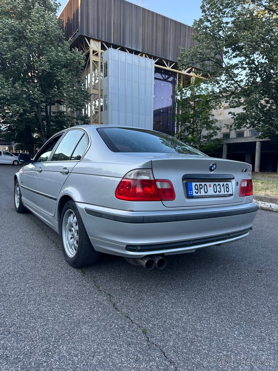 BMW E46 320i - 125kW manuál - 2