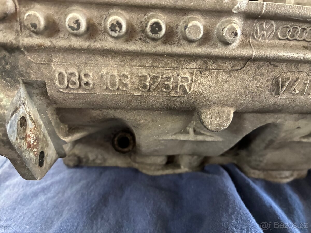 Hlava motoru 1.9 tdi PD - 2