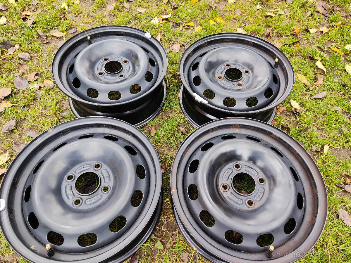 Originální ocelové disky Ford 4x108 r15 Fiesta - 2