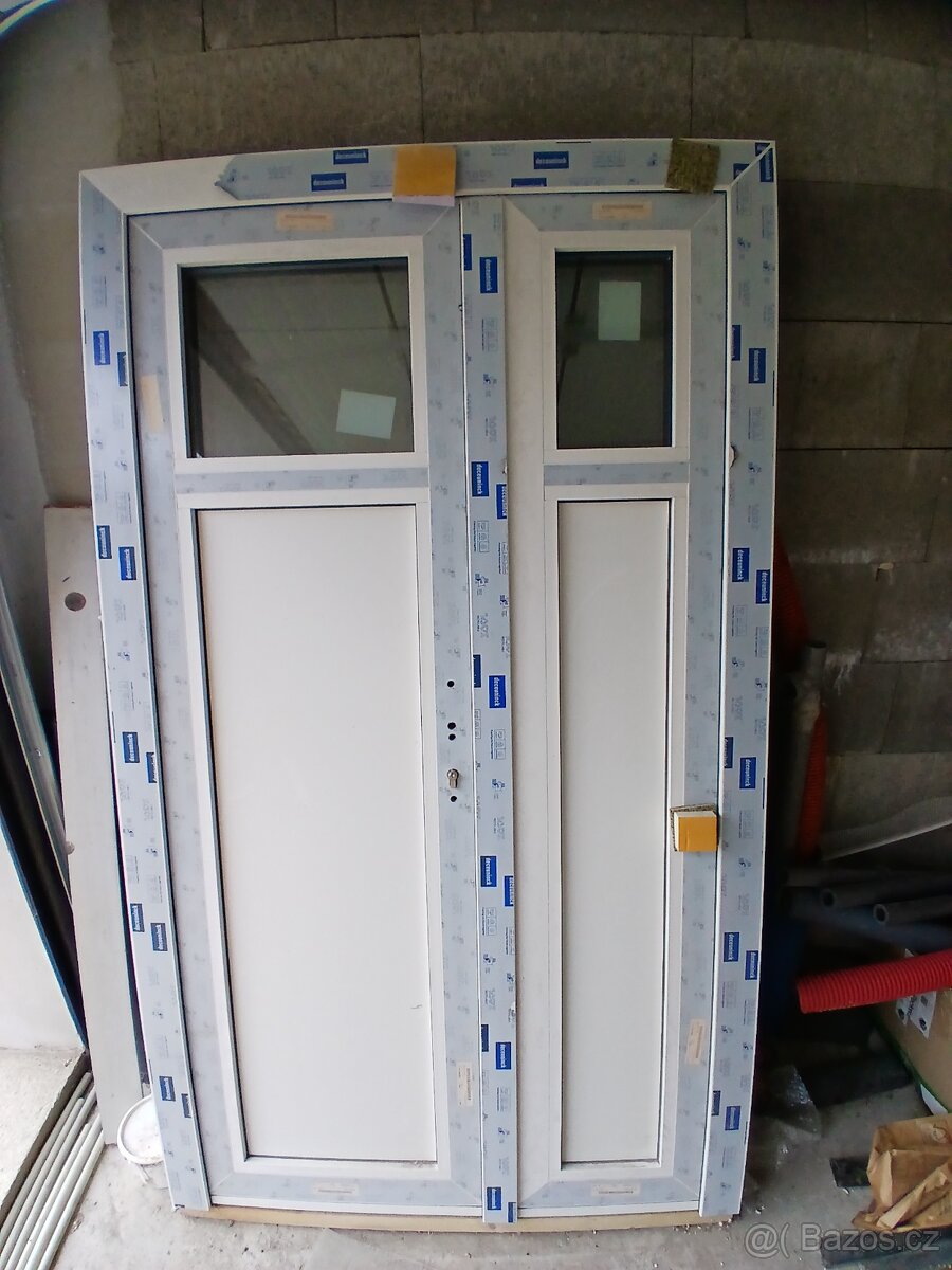 Dvoukřídlé vchodové dveře - 2