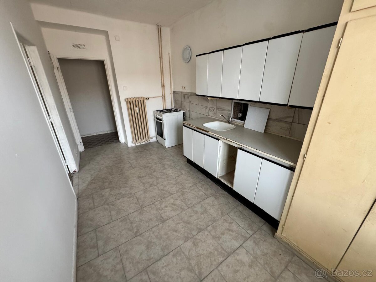 (838) Pronájem, byt 1+1, 37 m, tř. Budovatelů 2389/42, Most - 2