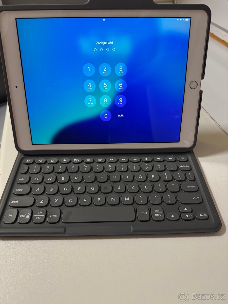 Apple ipad 7, 128GB, klavesnice, apple pencil - 2