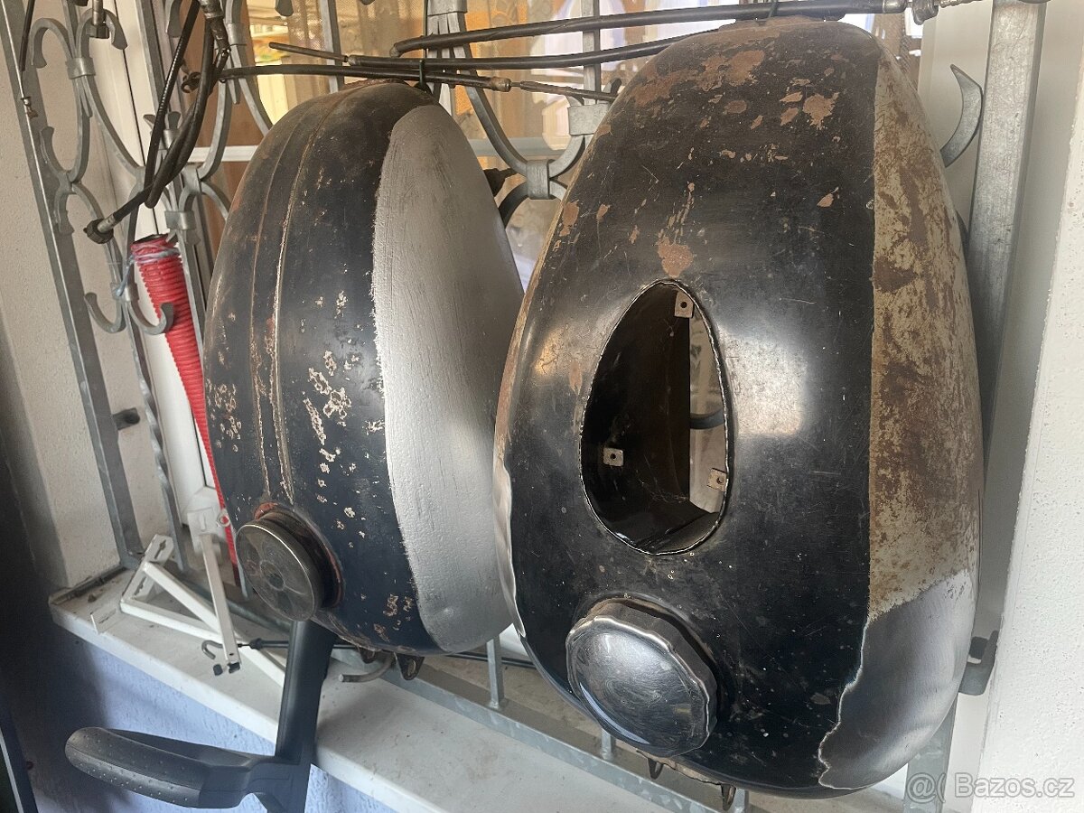 Nádrže 3 ks Jawa kývačka a panelka - 2