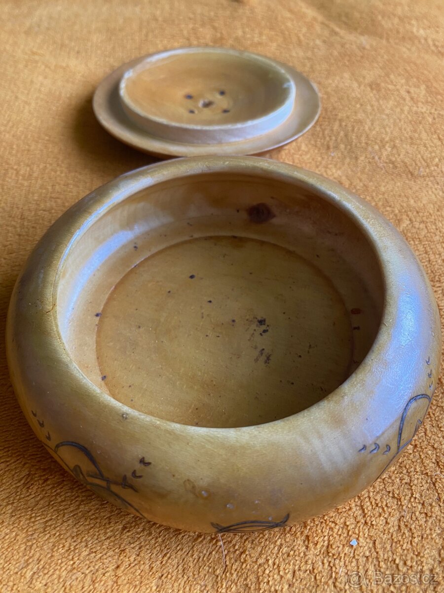 Dřevěná dóza kulatá - 2