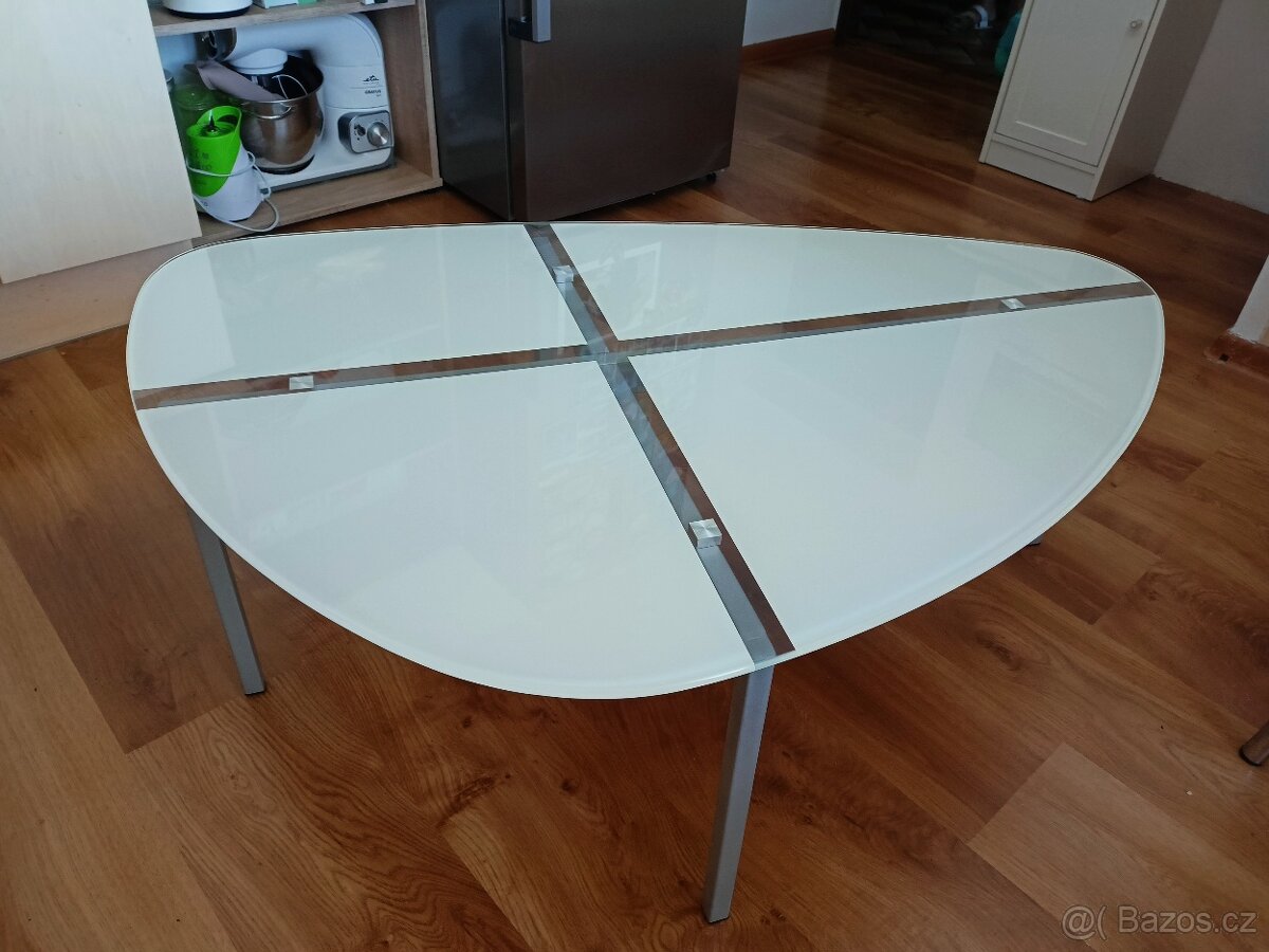 Konferenční stůl - 2