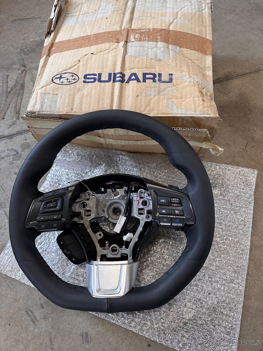 Volant Subaru Levorg - 2
