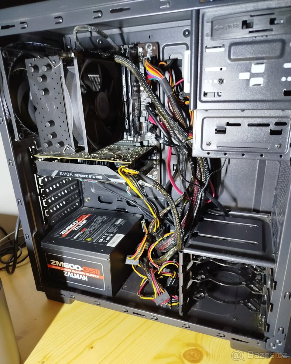 Starší PC herní - 2