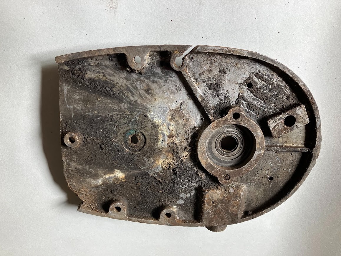 kryt motoru, víko, manet - 2