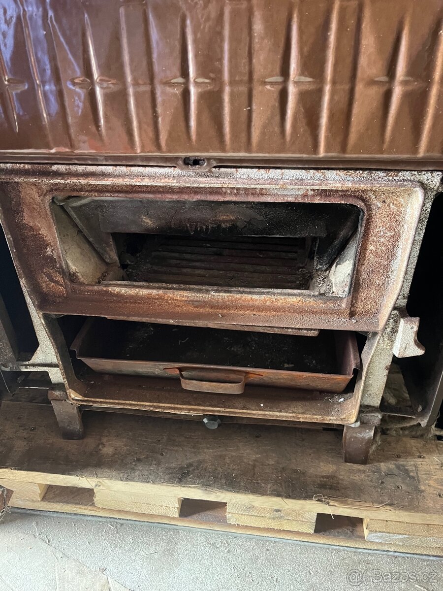 Stáložárná kamna NDR - 2