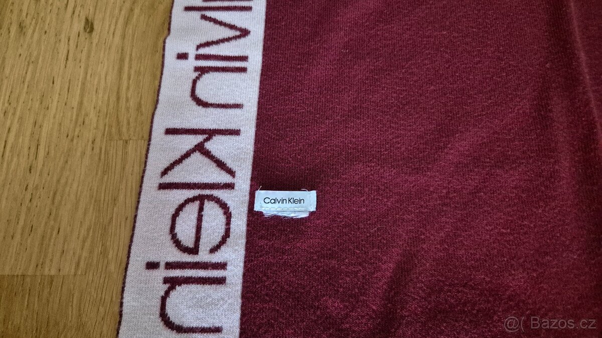 Šála Calvin Klein - 2