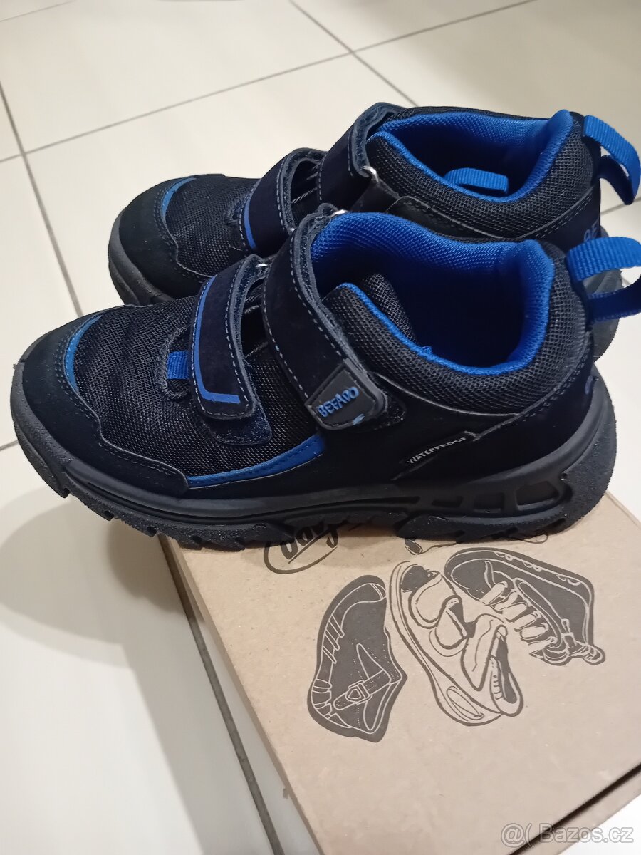 Nepromokavé boty velikost 30 - 2