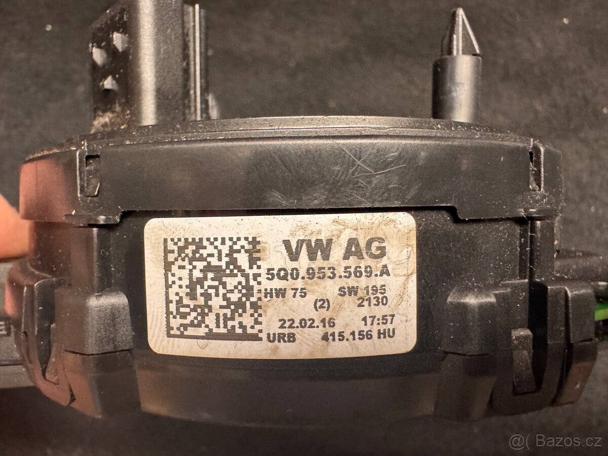 Podvolantová jednotka - ŠKODA, VW - 2