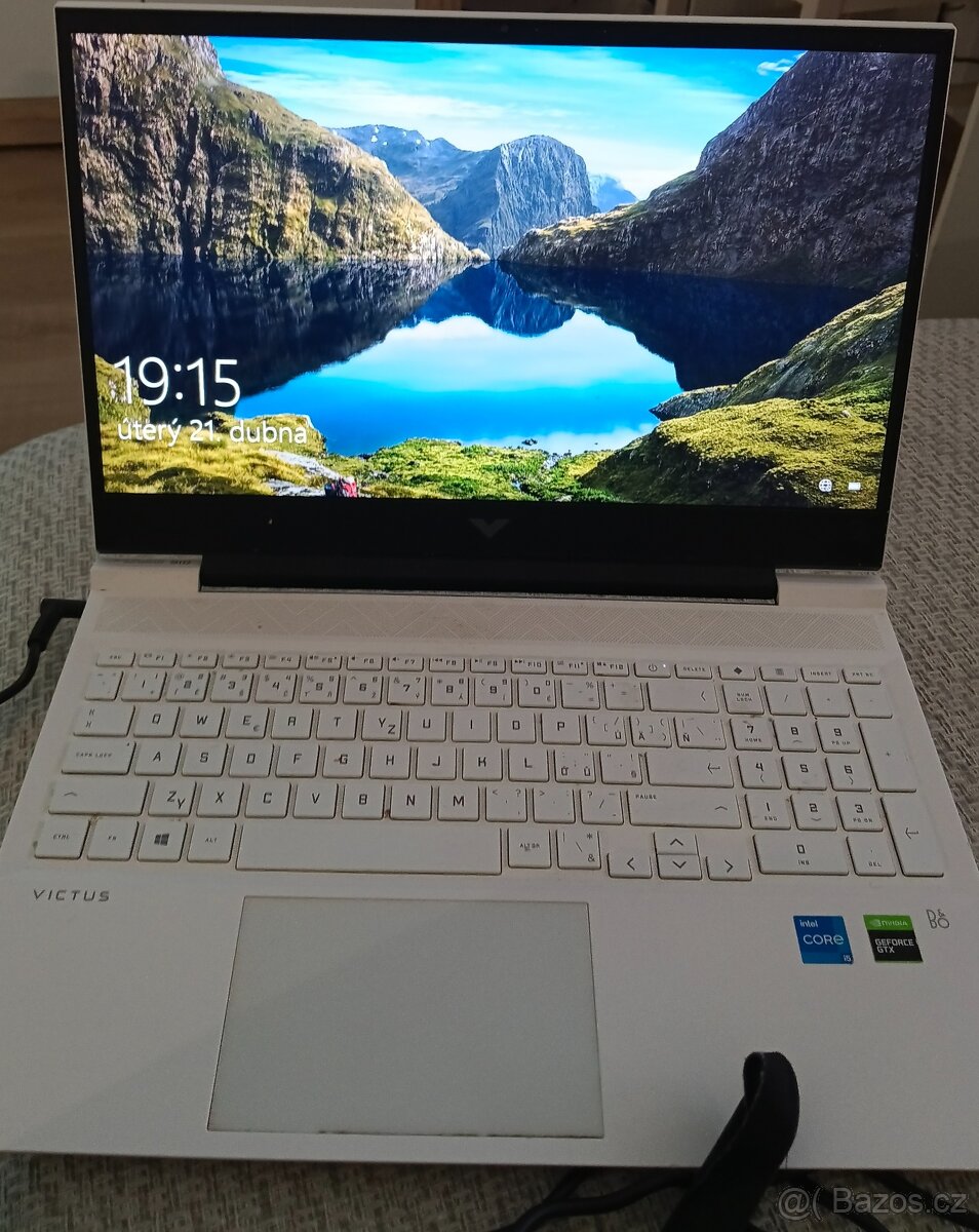 HP Victus - 2