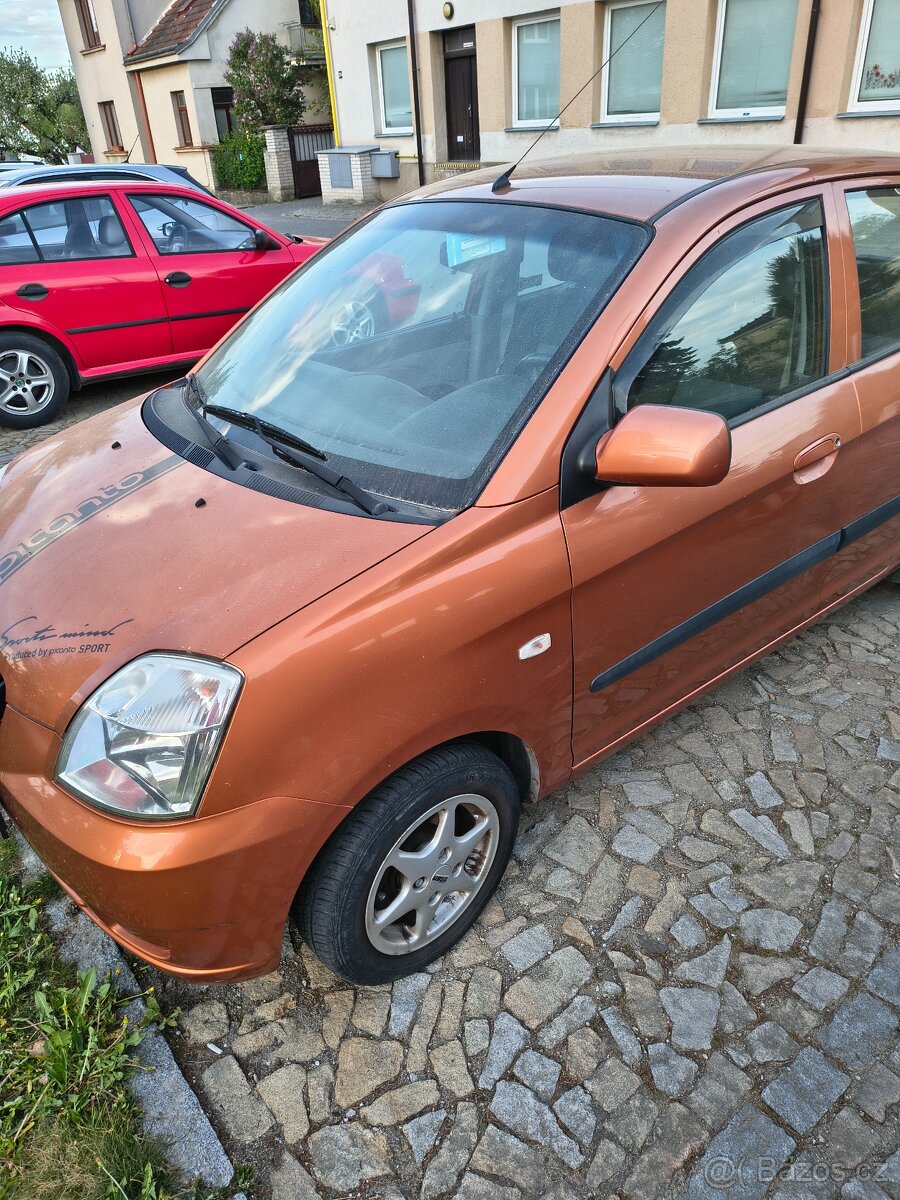 Kia Picanto 1.1 rv 2007 - 2