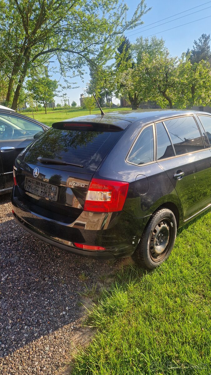 Rapid 1.6tdi 66kw dsg rv.2014 - 2