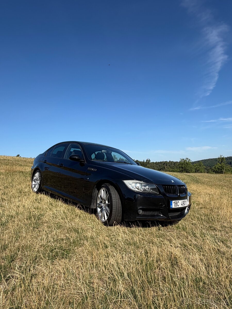 BMW řady 3 (E90) 320d 130kw M-paket - 2