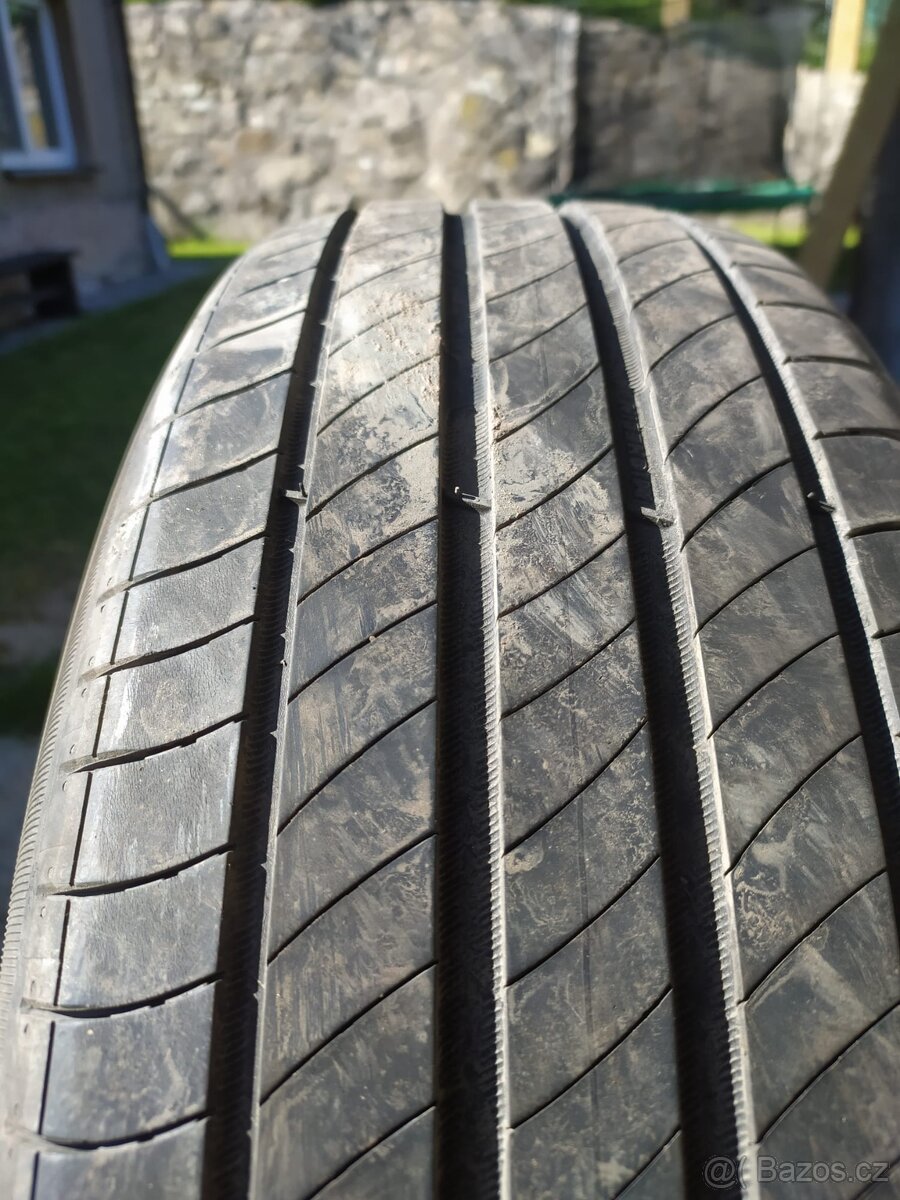 Letní pneu Michelin 215/65/17 103V - 2