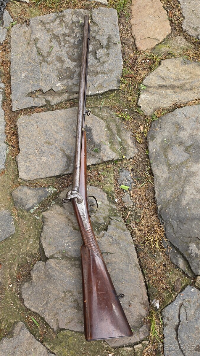 KRÁSNÁ HISTORICKÁ BROKOVNICE- PŘEDOVKA - 2