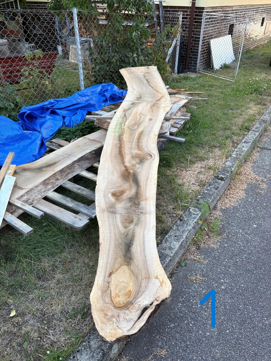 Ořechové fošny - tl. 10 cm - 2