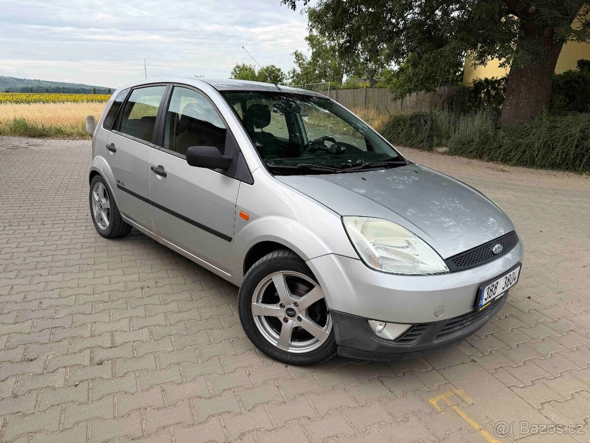 Prodám Ford Fiesta 1,4 benzín - 2