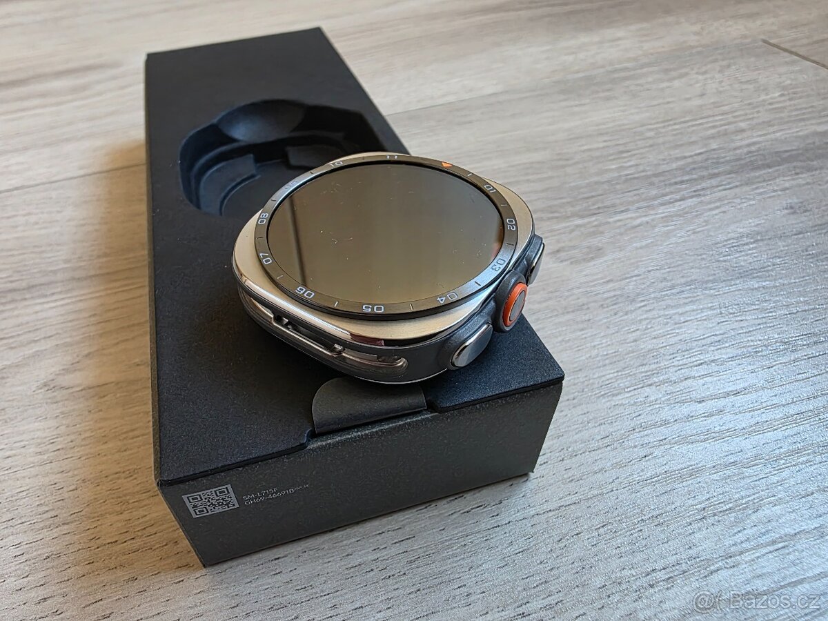 Samsung Galaxy Watch Ultra 2 silver - 2
