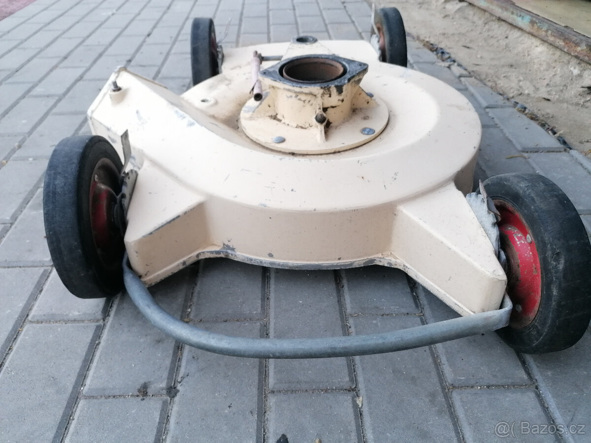 PRODÁM  MULČOVACÍ SEKAČKU VARI/TERRA (80 mm) - 2