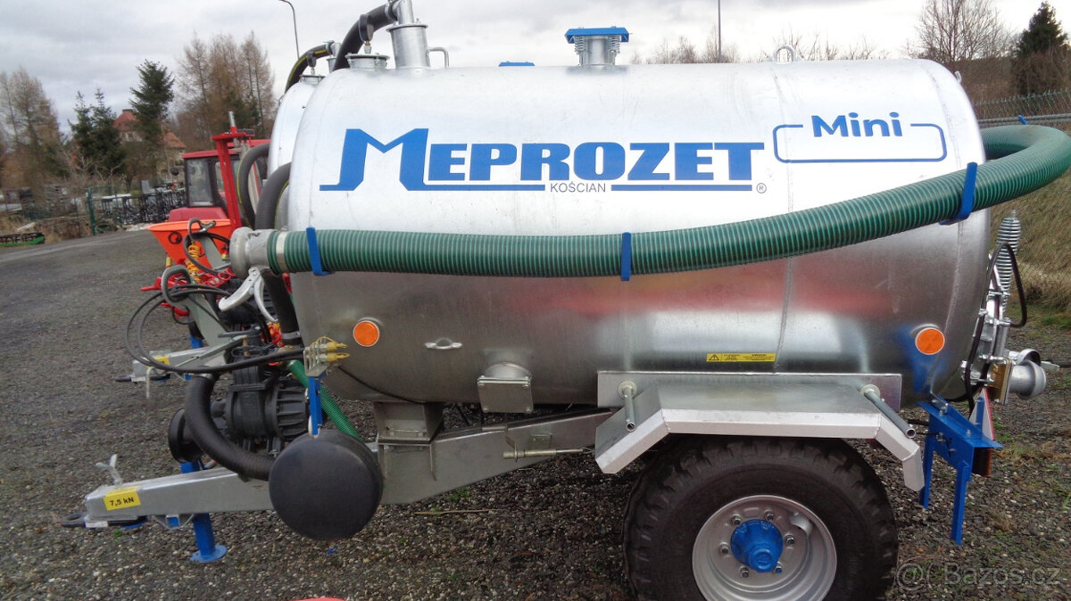 Fekál,Meprozet cisterna na vodu, objem 3000 l - 2