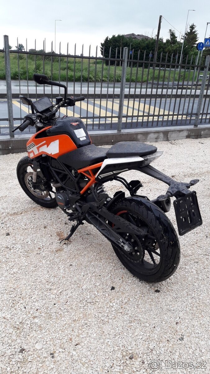 KTM Duke 125/390 2019, rozprodám po dílech - 2