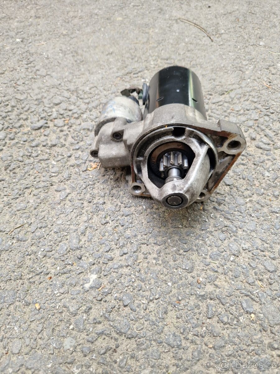 Startér Ford Fiesta 1.3 benzín - 2