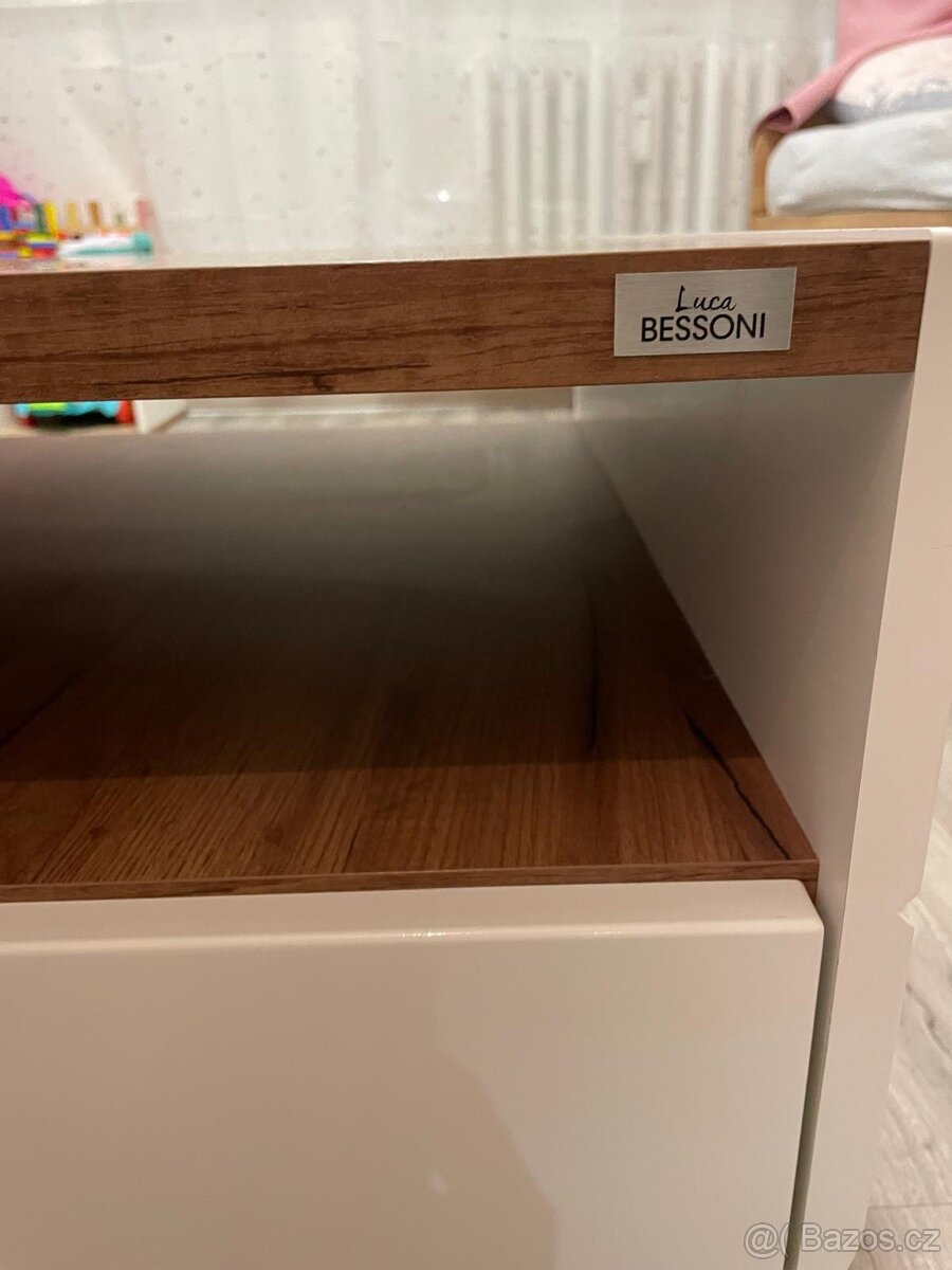 Konferenční stolek - 2