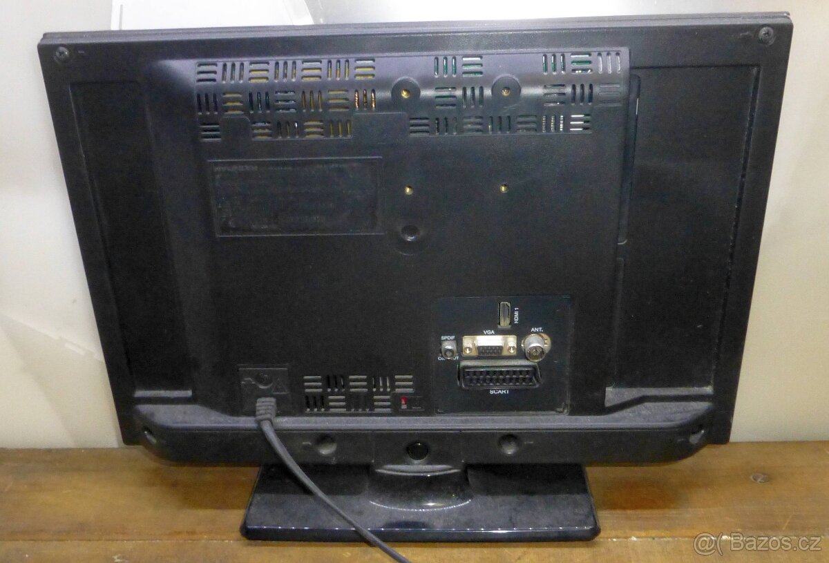 Malá LCD televize 40cm HYUNDAI, nemá DVBT2 - 2