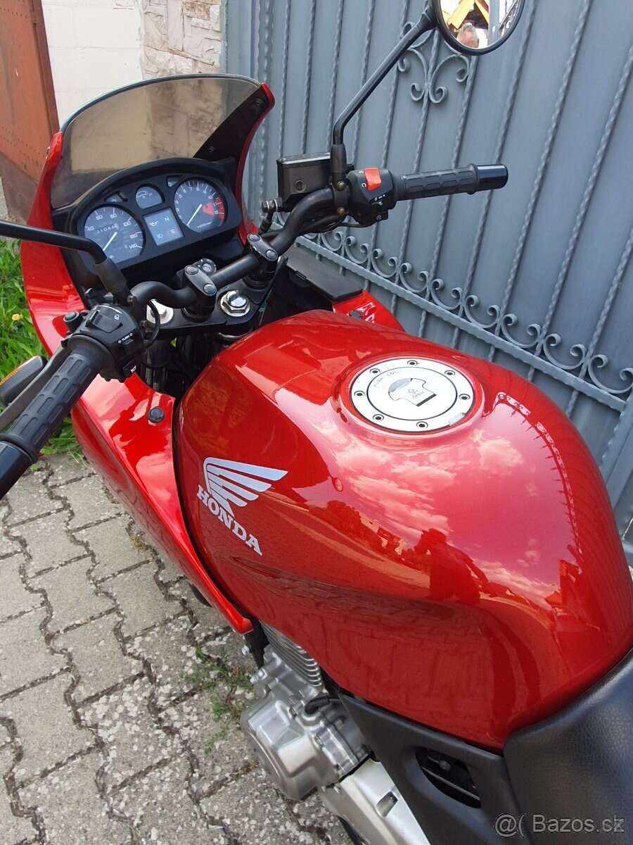 Honda CB 500S -- výkon 43kW - 2