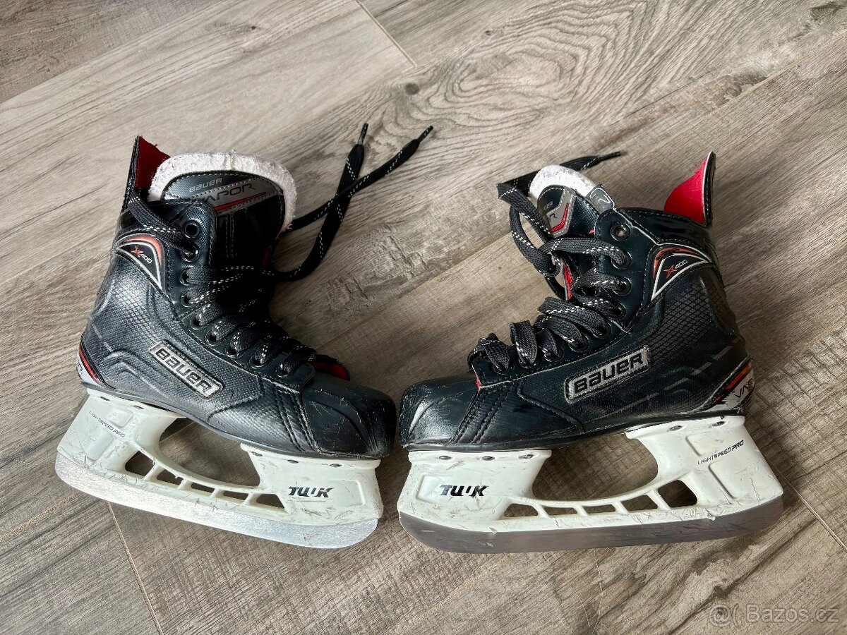 Lední brusle zn.Bauer, vel. 35 - 2