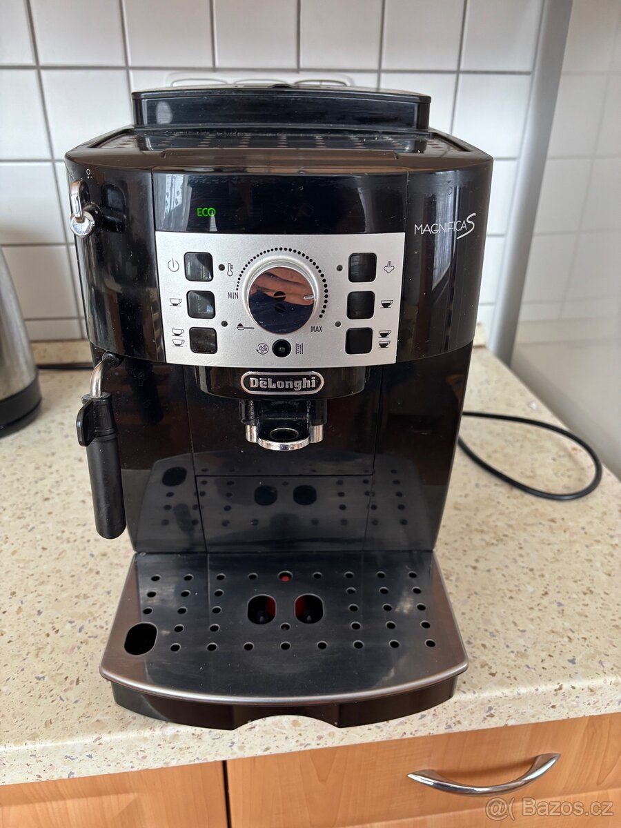 Kávovar Delonghi MagnificaS - 2
