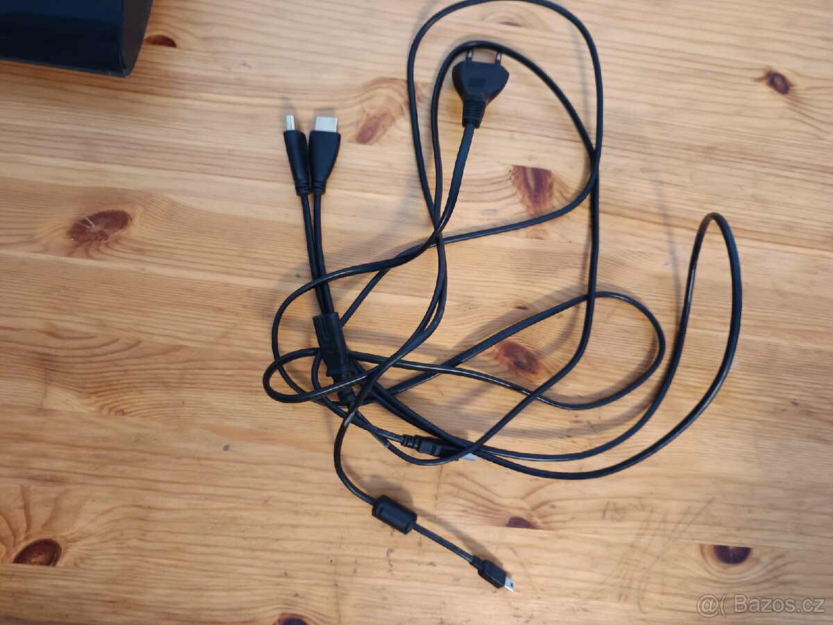 PlayStation 3 + hry - 2